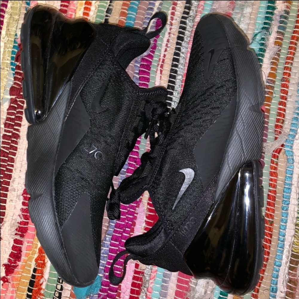 RELIST Nike Air Max 270